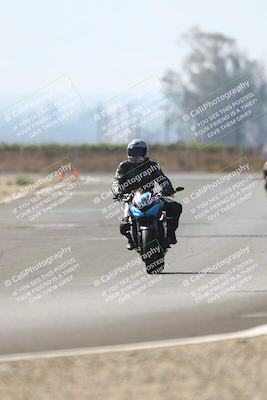 media/Sep-20-2025-TrackDaz (Sat) [[27f0cde673]]/B Group/220pm (Turn 9)/